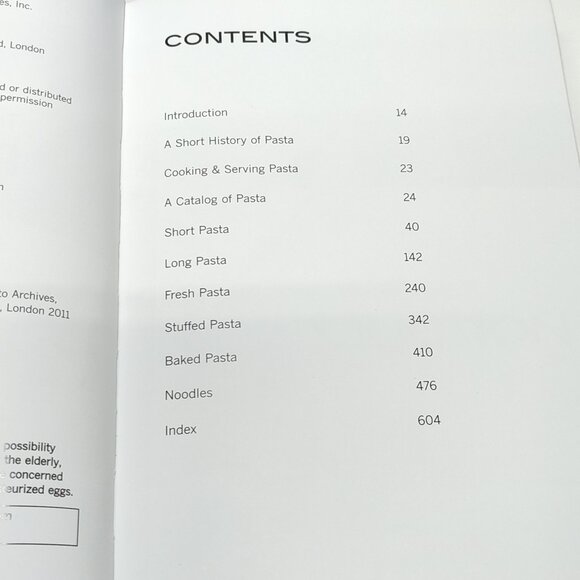 The Golden Book Of Pasta Hardcover Cookbook With Over 250 Recipes By Barrons - Picture 8 of 12